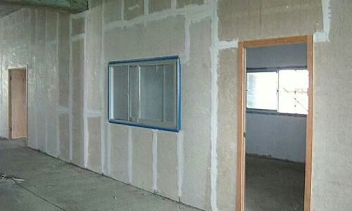 山东博曼德建材主要生产轻质复合隔墙板,产品隔音,保温,防火